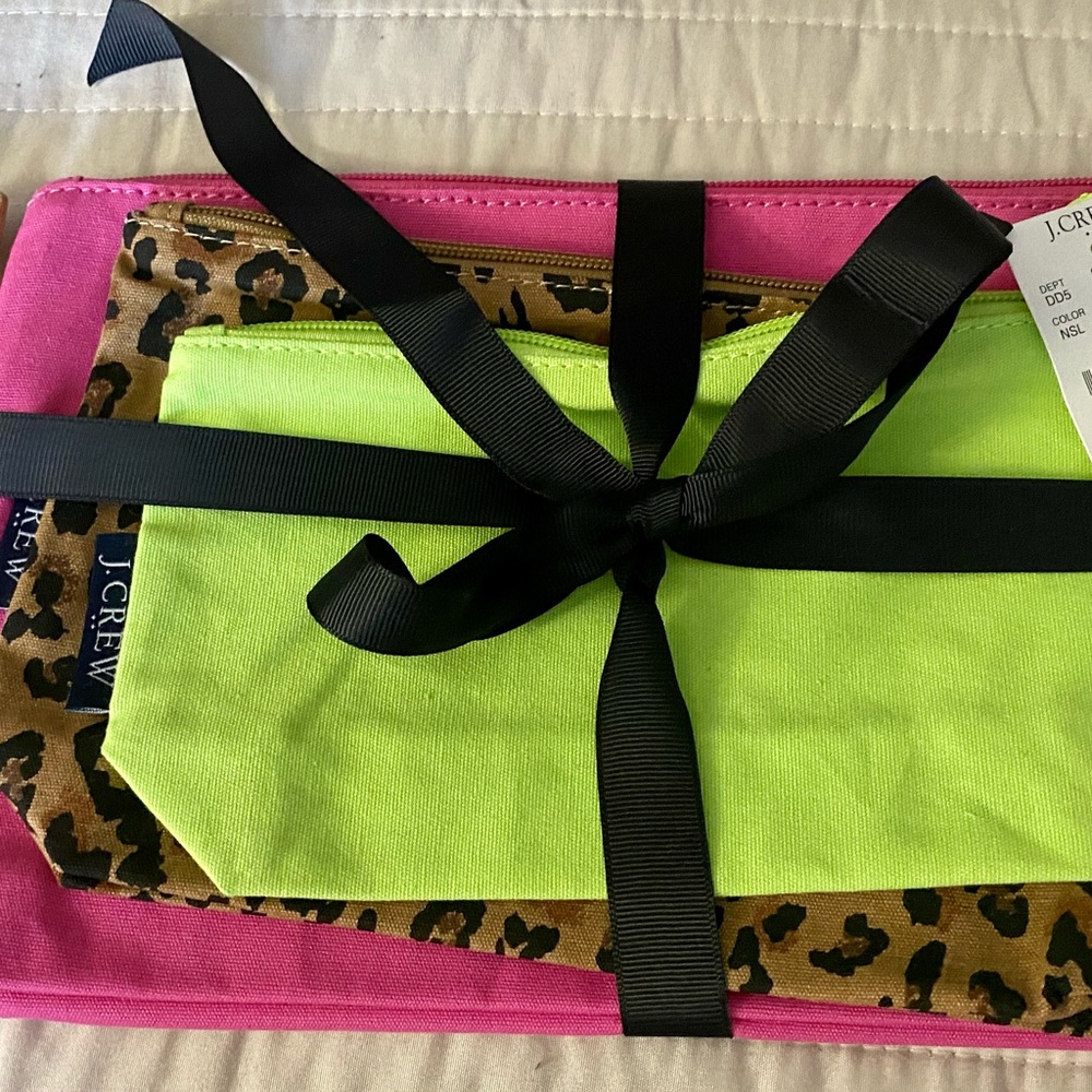 New, J.Crew Set of 3 Cosmetic Bags in Lime, Barbie Pink & Animal Print ๐ - Picture 6 of 6